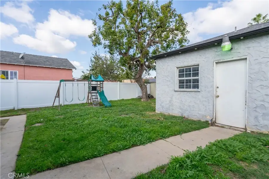 701 N Spring Avenue, Compton, CA 90221 - Image #3