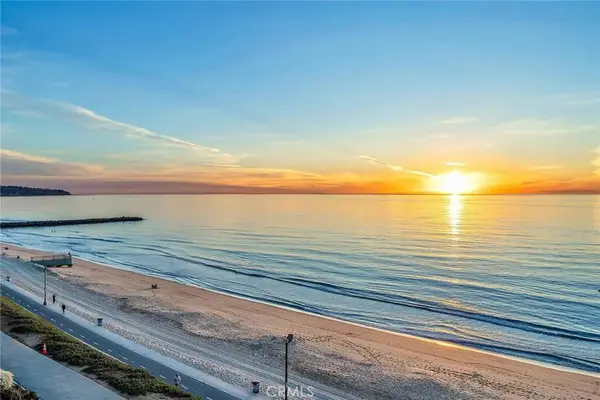 200 S Catalina Avenue #403, Redondo Beach, CA 90277