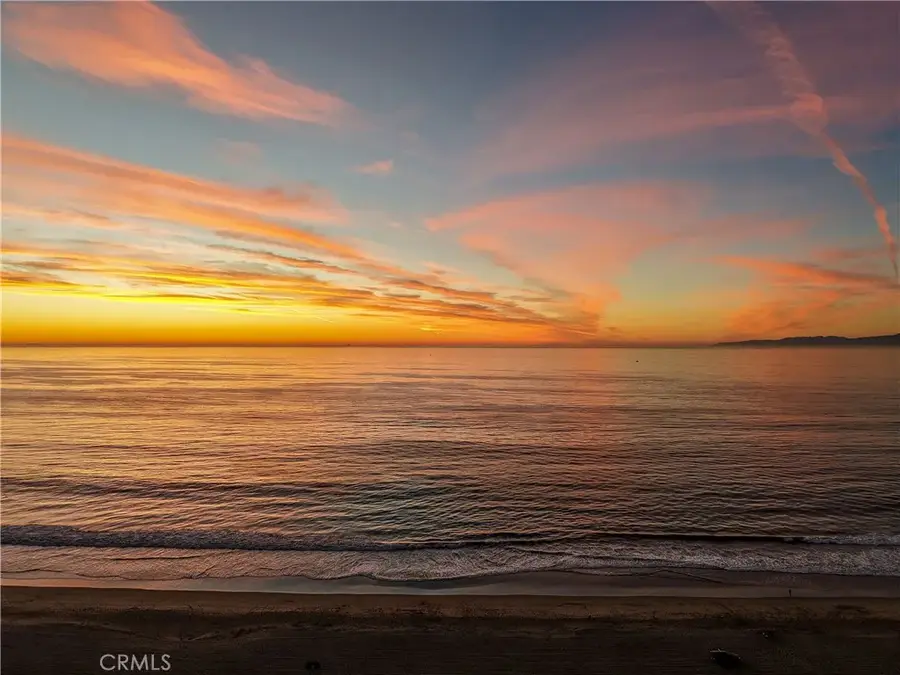 200 S Catalina Avenue #403, Redondo Beach, CA 90277 - Image #2