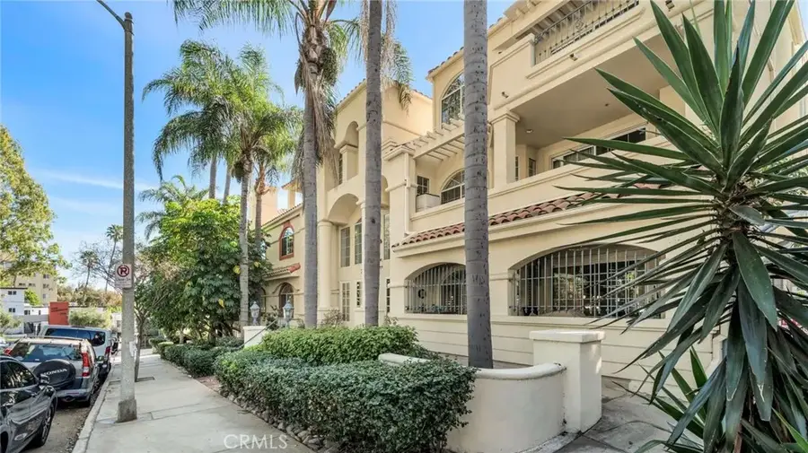 7218 Hillside Avenue #202, Los Angeles, CA 90046 - #2