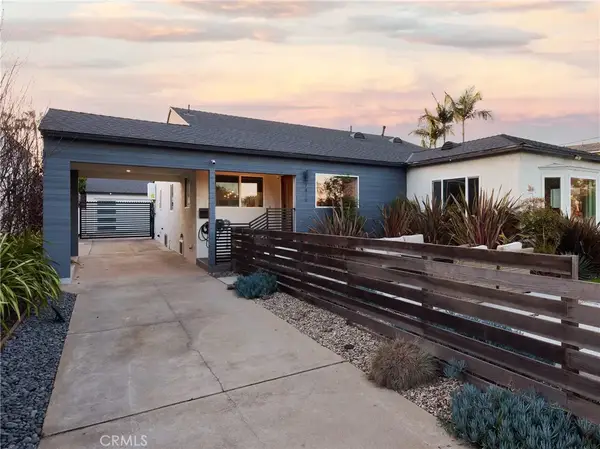 7413 Naylor, Los Angeles, CA 90045