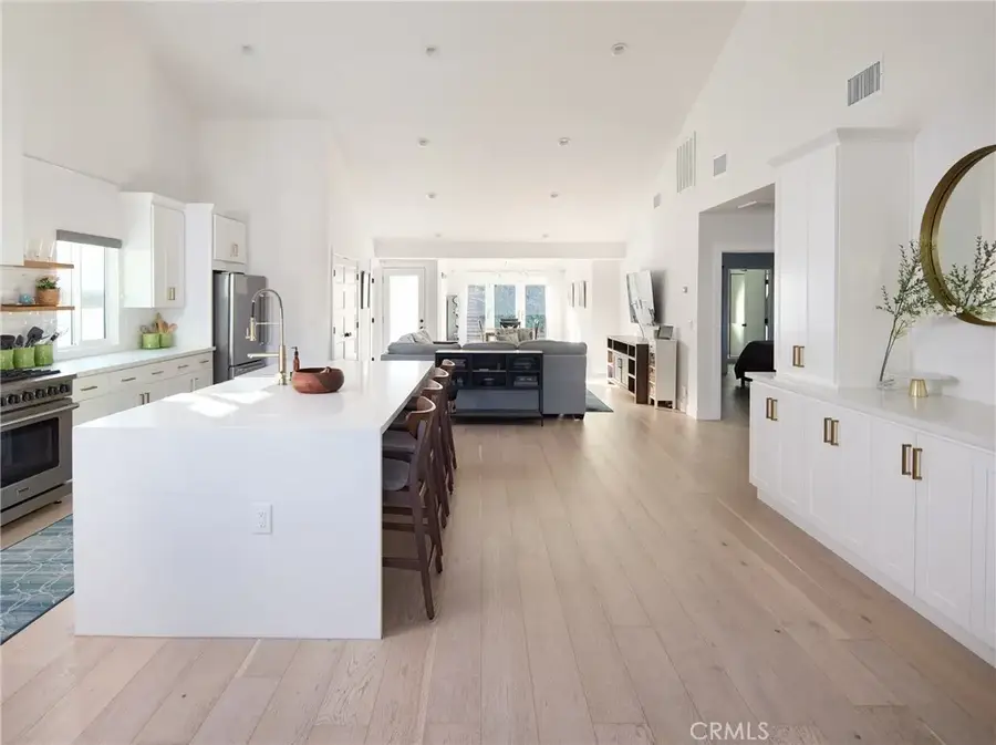 7413 Naylor, Los Angeles, CA 90045 - #3