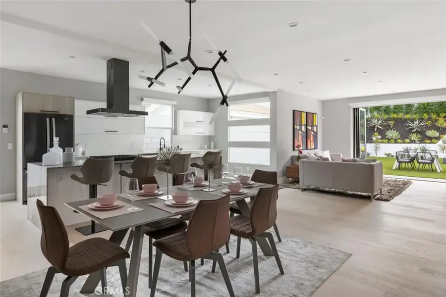 4731 Topanga Canyon Boulevard, Woodland Hills, CA 91364 - #2