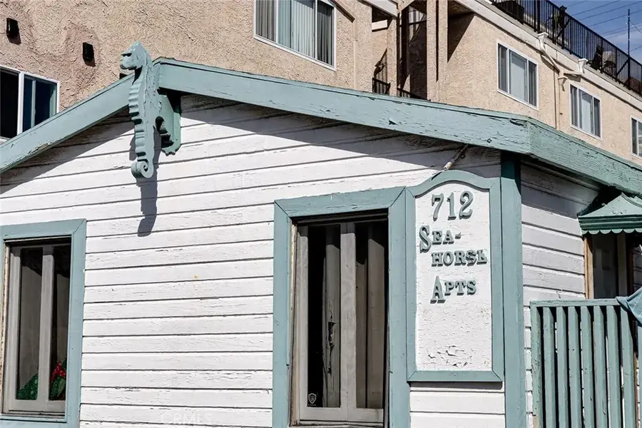 712 Manhattan Avenue, Hermosa Beach, CA 90254 - #2