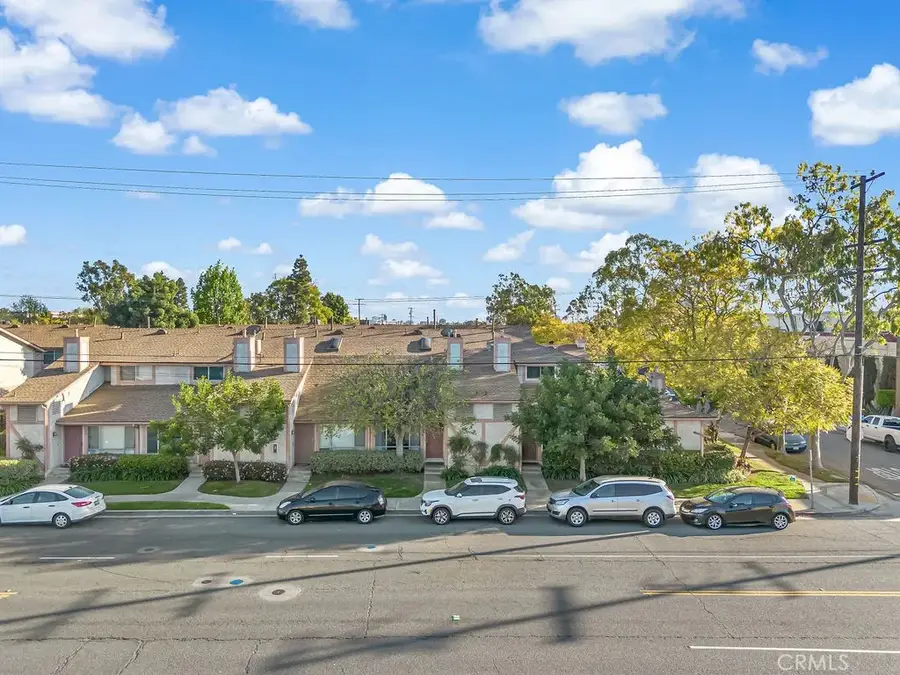 3392 Elm Avenue, Long Beach, CA 90807 - #2