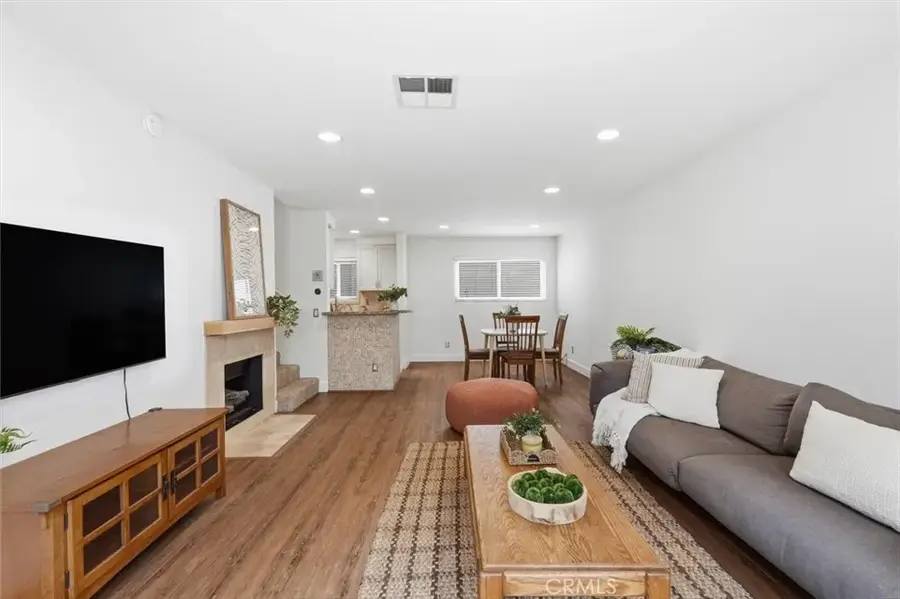 1747 Barry Avenue #106, Los Angeles, CA 90025 - #2
