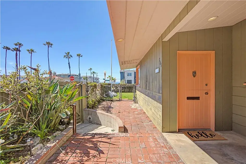 201 Avenue G, Redondo Beach, CA 90277 - #1