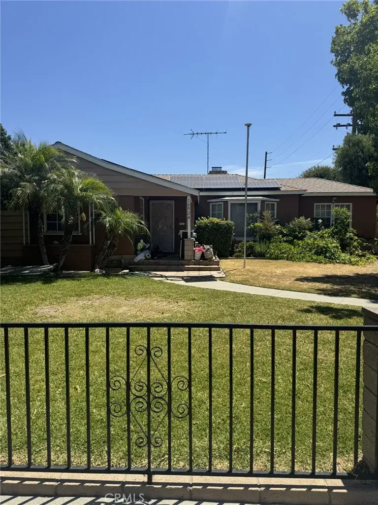 16924 Bixby Avenue, Bellflower, CA 90706 - #1