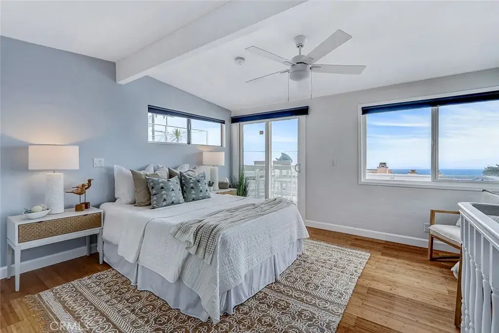 320 31 Street, Manhattan Beach, CA 90266 - #1
