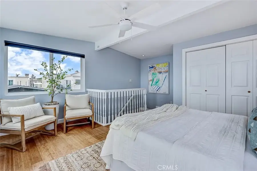 320 31 Street, Manhattan Beach, CA 90266 - #3
