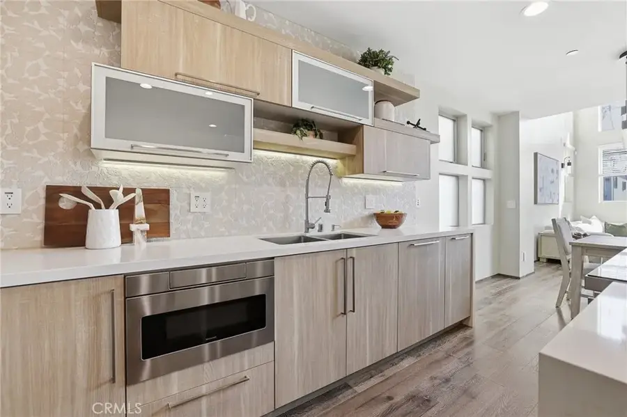 1745 Spreckels Lane, Redondo Beach, CA 90278 - #3