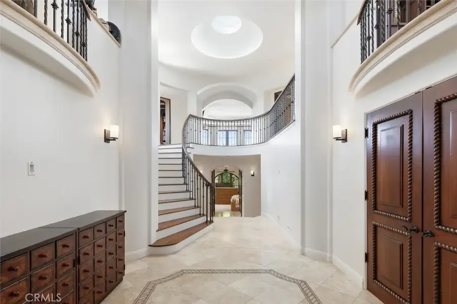 109 S Poinsettia Avenue, Manhattan Beach, CA 90266 - #2
