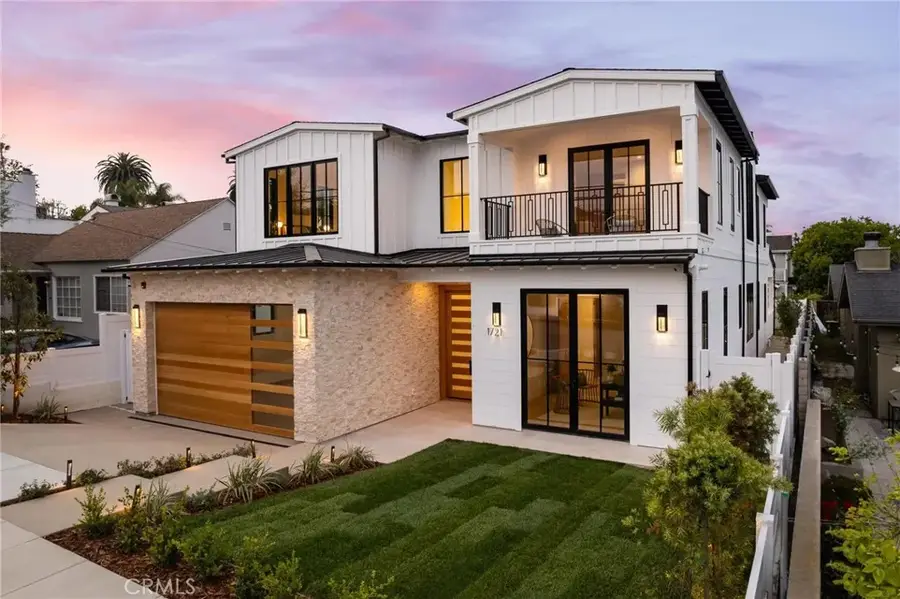 1721 2nd Street, Manhattan Beach, CA 90266 - #2