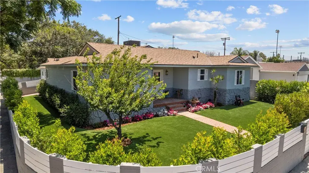 8054 Cedros, Panorama City, CA 91402 - #1