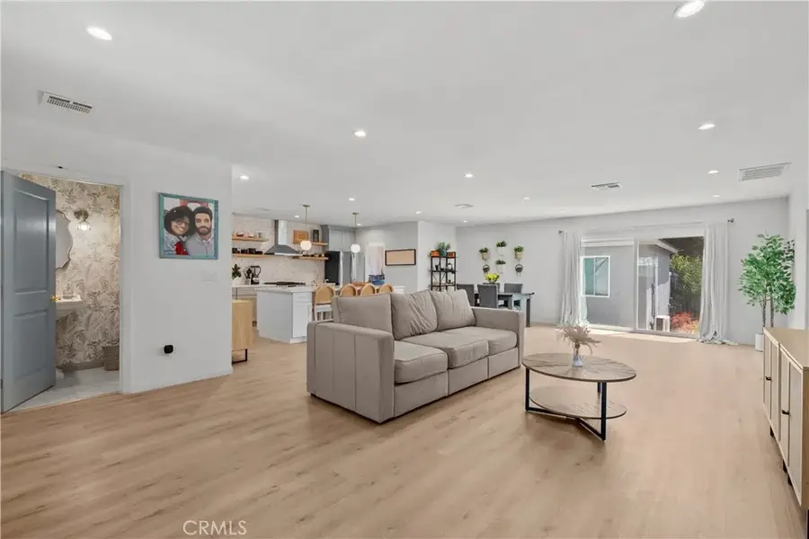 8054 Cedros, Panorama City, CA 91402 - #3