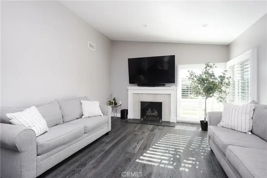 17523 S Catalina Avenue, Gardena, CA 90248 - #2