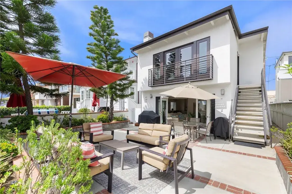 69 18th Street, Hermosa Beach, CA 90254 - #1