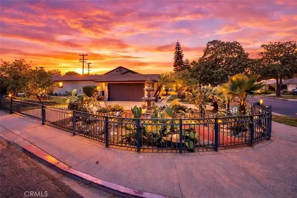 8525 Mcconnell, Los Angeles, CA 90045