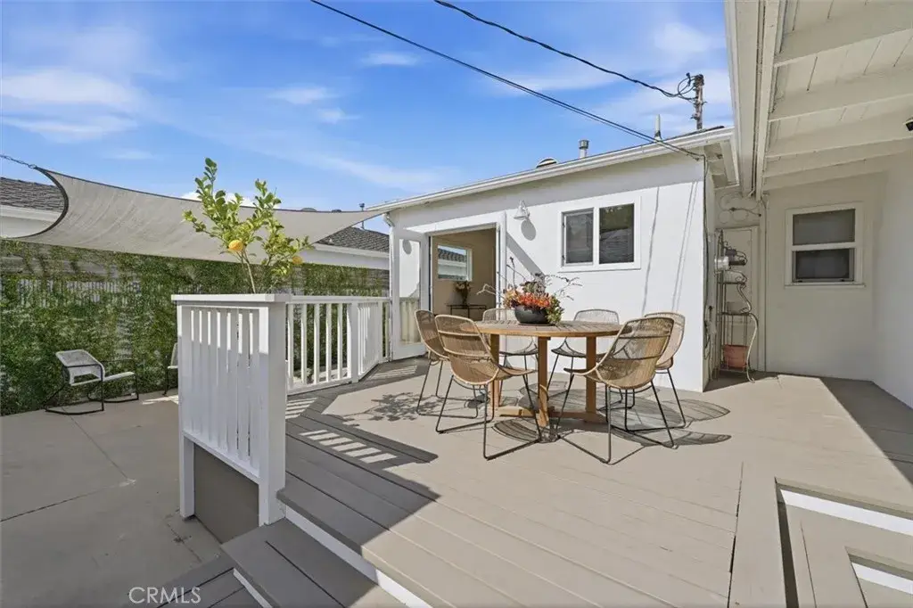 8410 Alverstone Avenue, Los Angeles, CA 90045 - #1