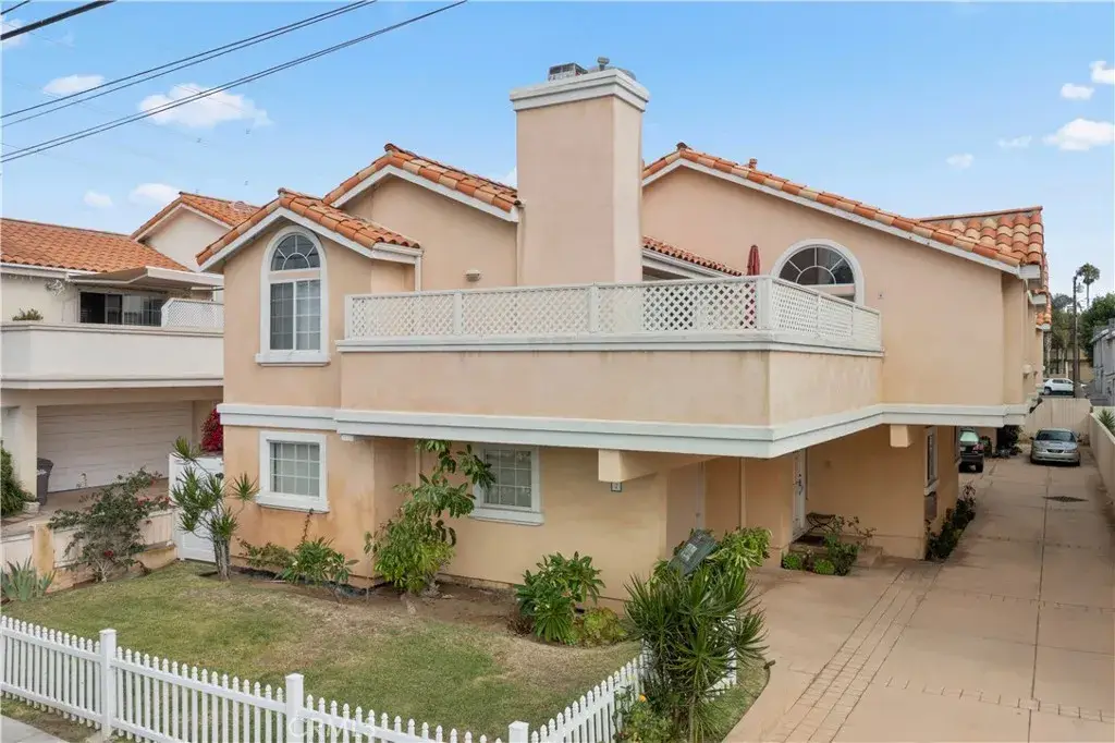 2517 Rockefeller #B, Redondo Beach, CA 90278 - #1