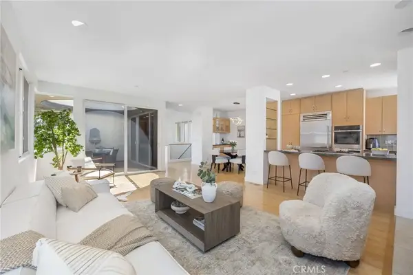 2303 Vista Drive, Manhattan Beach, CA 90266