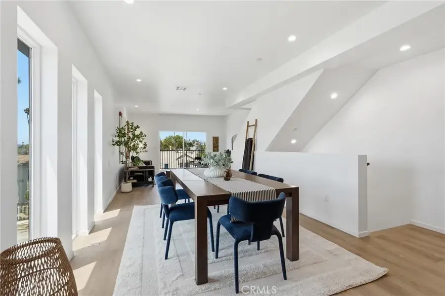 1428 S Cloverdale Avenue #1/2, Los Angeles, CA 90019 - #2