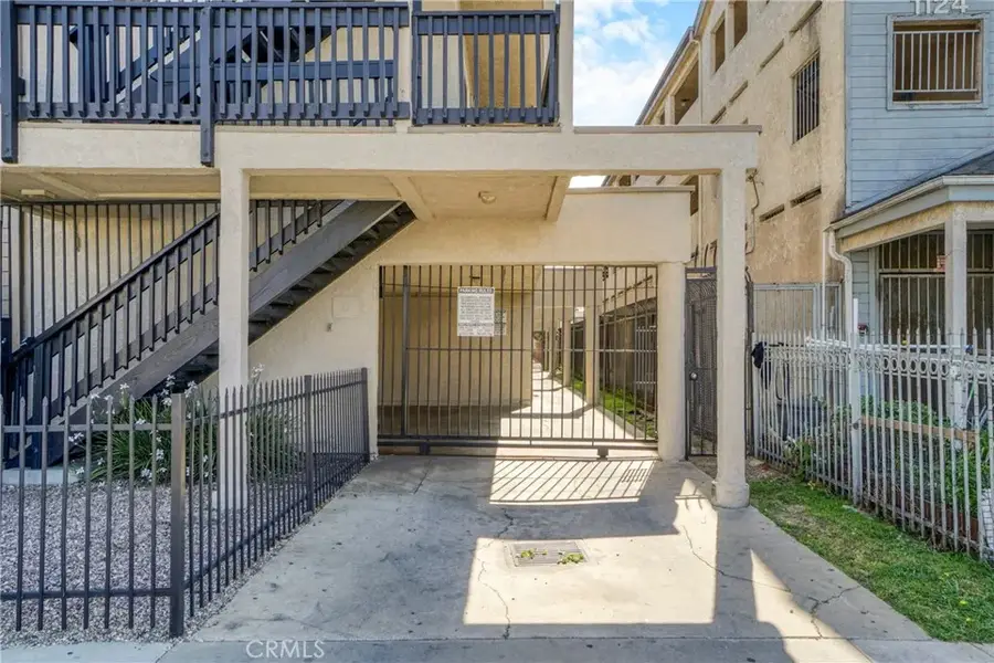 1126 Raymond Avenue, Long Beach, CA 90804 - #3