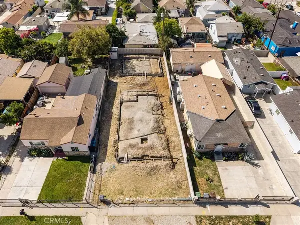 1114 E Glencoe, Compton, CA 90221