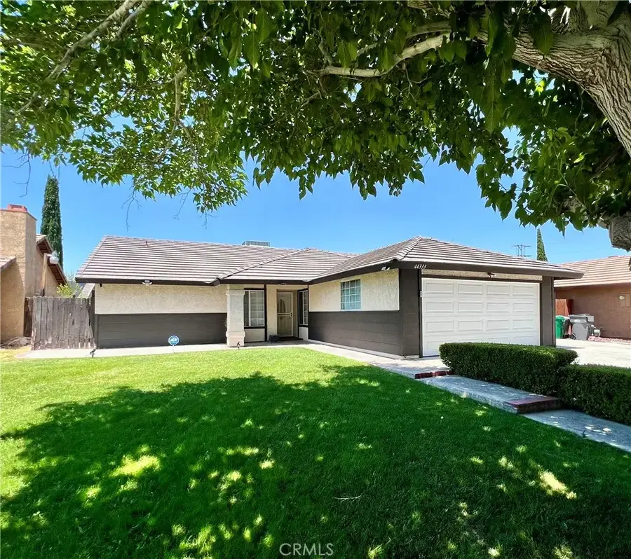 44333 Albeck, Lancaster, CA 93536 - #3
