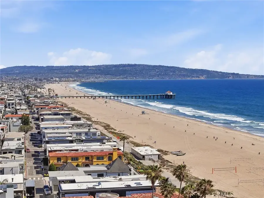2516 The Strand, Manhattan Beach, CA 90266 - #2