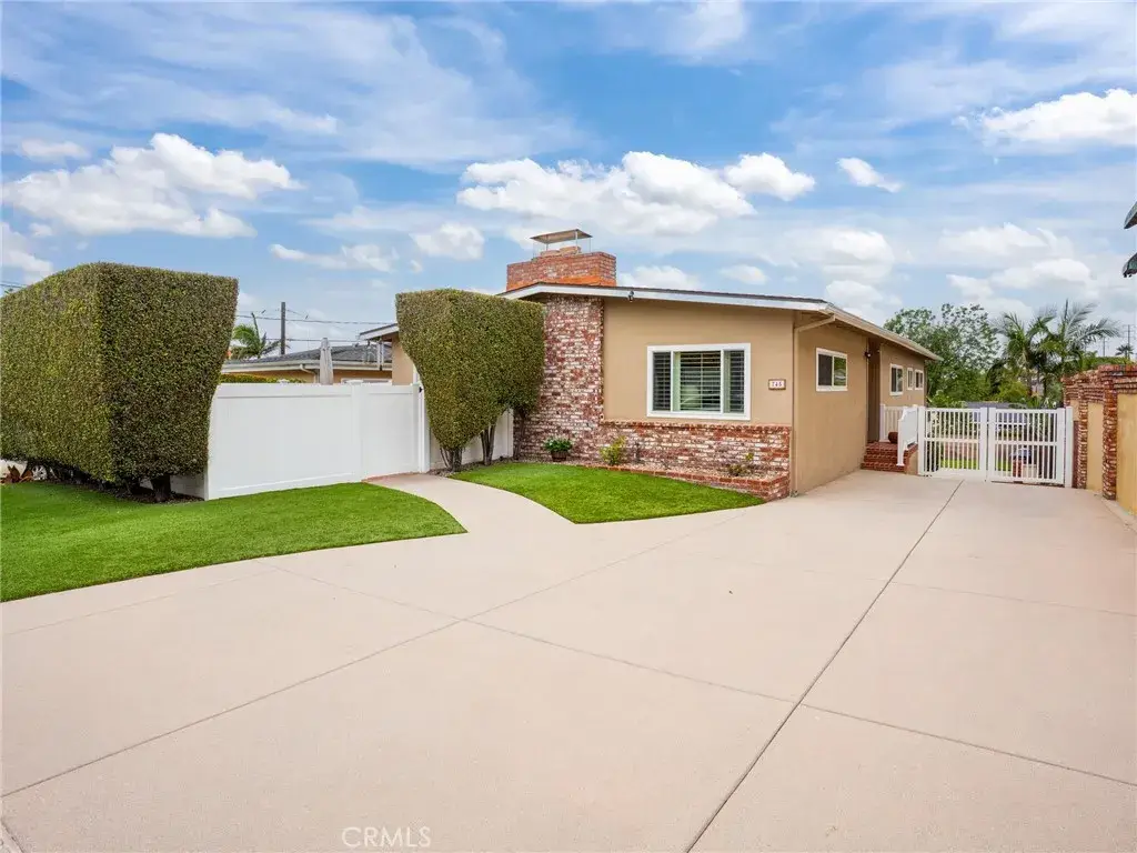745 Penn Street, El Segundo, CA 90245 - #1
