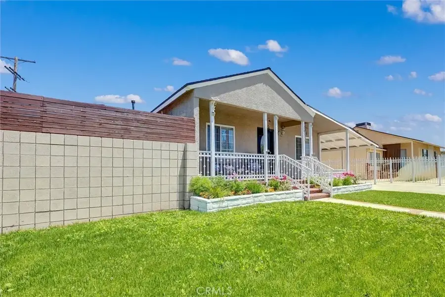 17513 Tiara Street, Encino, CA 91316 - #2