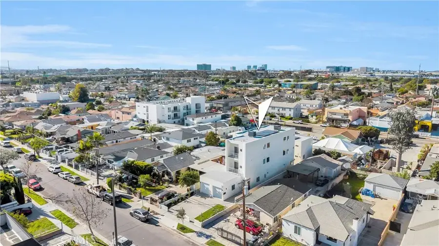 10905 Dalerose Avenue, Inglewood, CA 90304 - #3