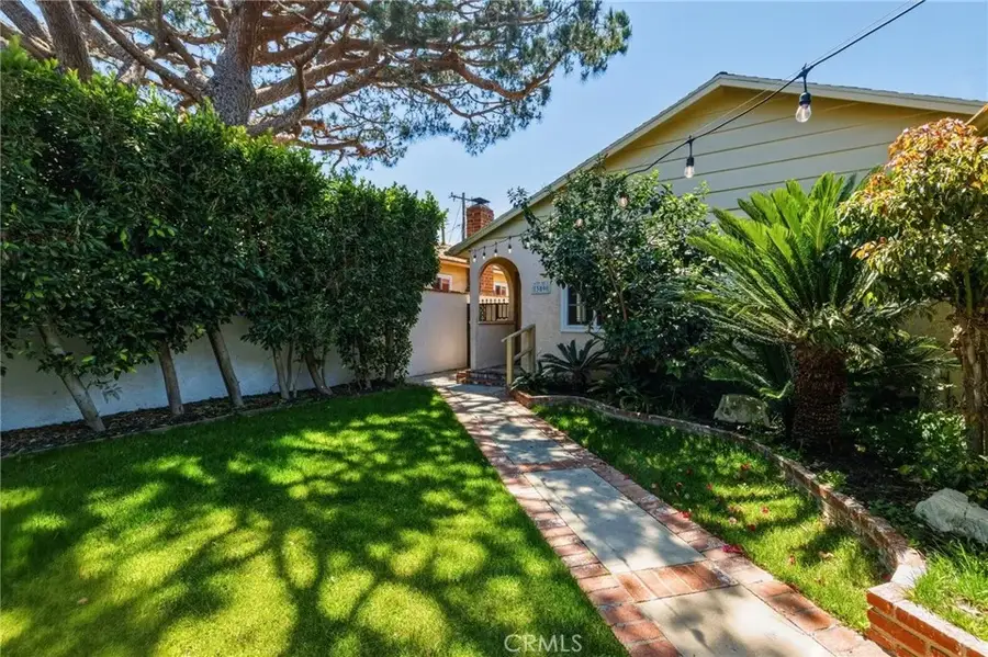 309 S Prospect Avenue, Redondo Beach, CA 90277 - #3