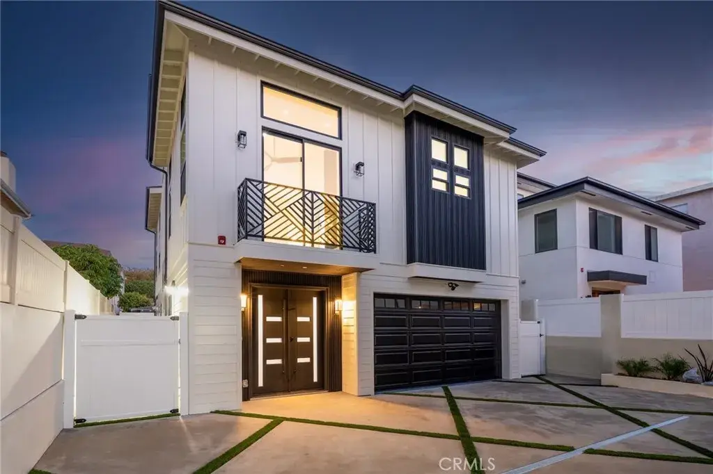 110 S Irena Avenue #B, Redondo Beach, CA 90277 - #1