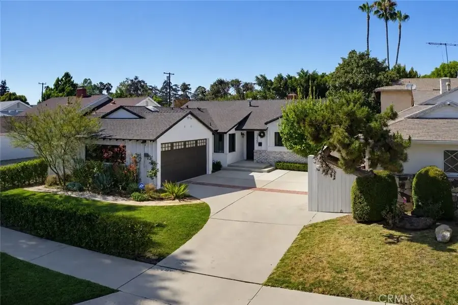 13547 Bessemer Street, Valley Glen, CA 91401 - #2