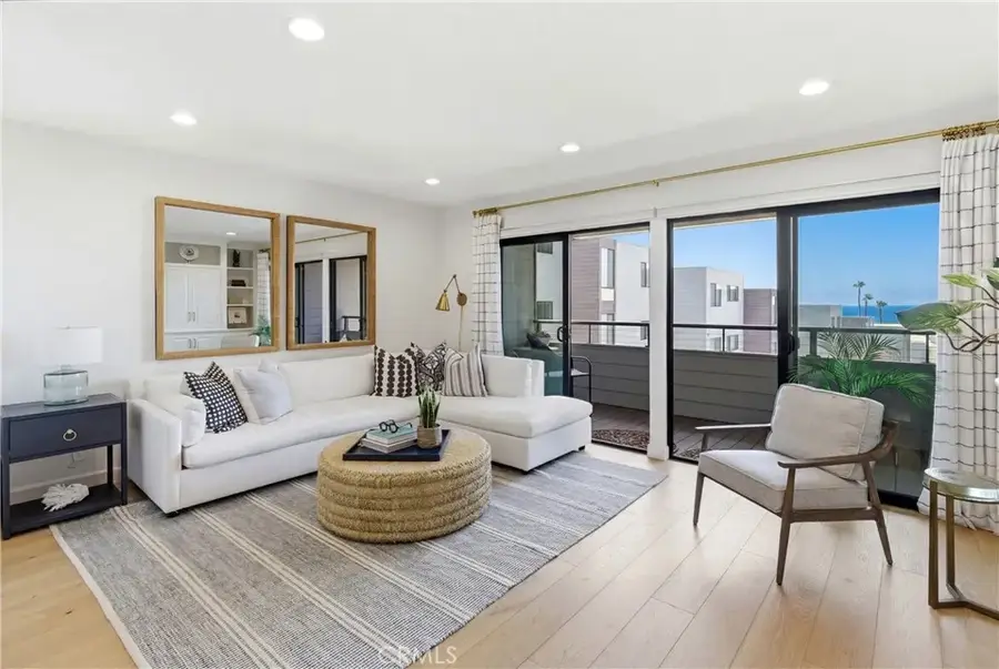 155 Calle Mayor, Redondo Beach, CA 90277 - #3