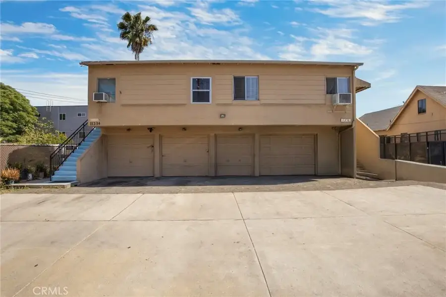 11234 Hatteras, North Hollywood, CA 91601 - #2