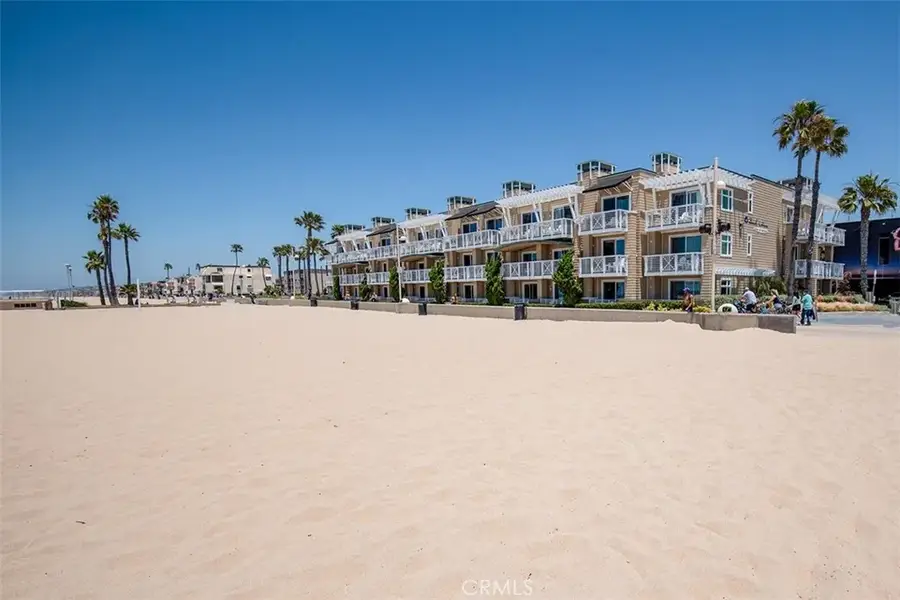 1300 The Strand, Hermosa Beach, CA 90254 - #3