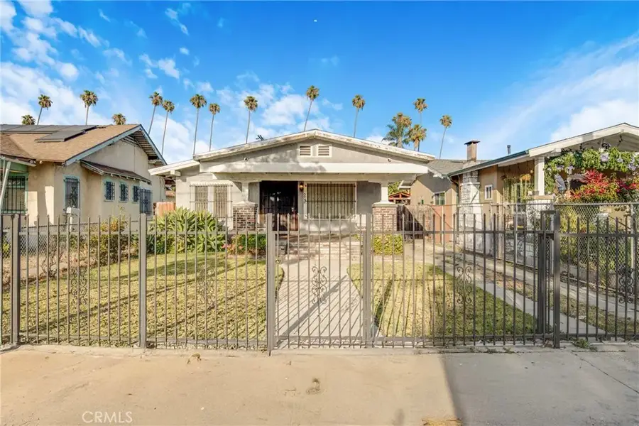 3940 Denker, Los Angeles, CA 90062 - #3
