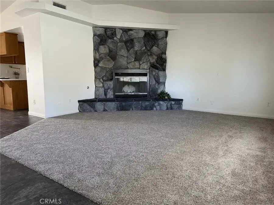 16042 Saint Timothy, Apple Valley, CA 92307 - #3