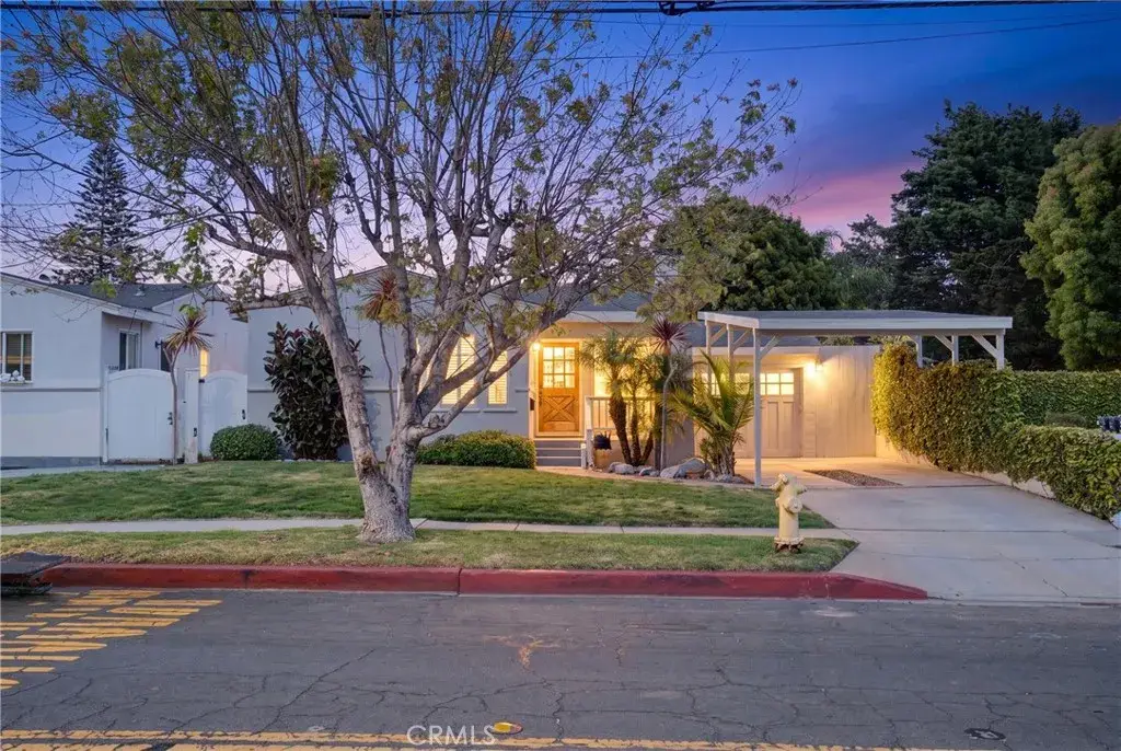 424 S Meadows Ave, Manhattan Beach, CA 90266 - #1