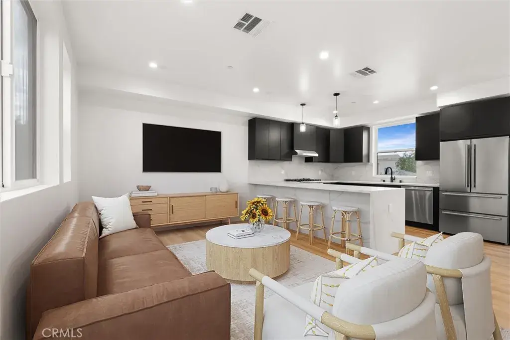 11408 W Calvert Street, North Hollywood, CA 91606 - #1