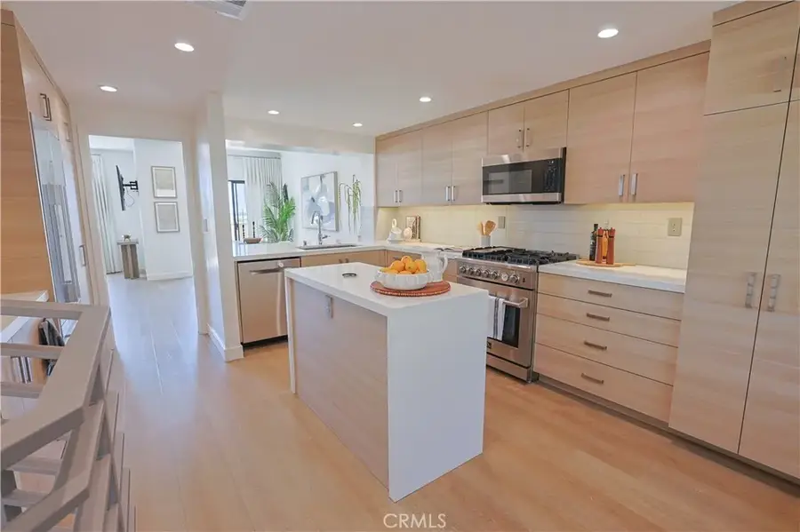 150 The Village #6, Redondo Beach, CA 90277 - #2