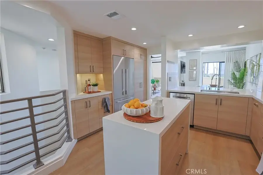 150 The Village #6, Redondo Beach, CA 90277 - #3
