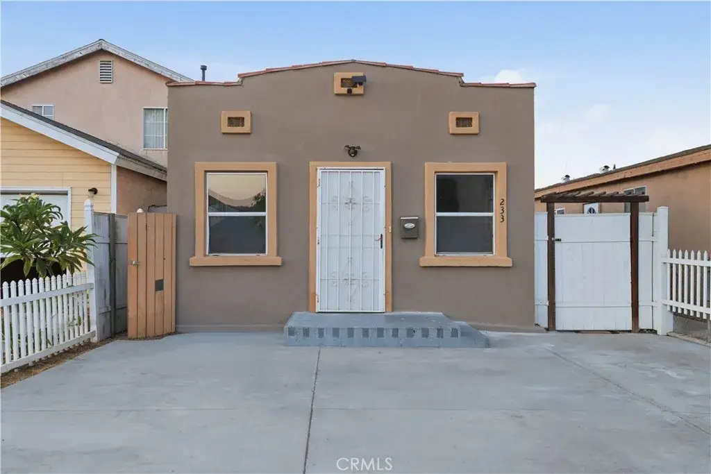 233 E Louise Street, Long Beach, CA 90805 - #1
