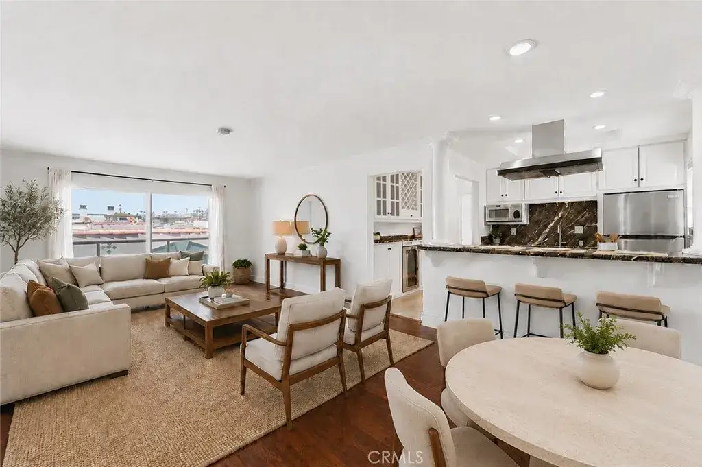 15 15th Street #14, Hermosa Beach, CA 90254 - #1