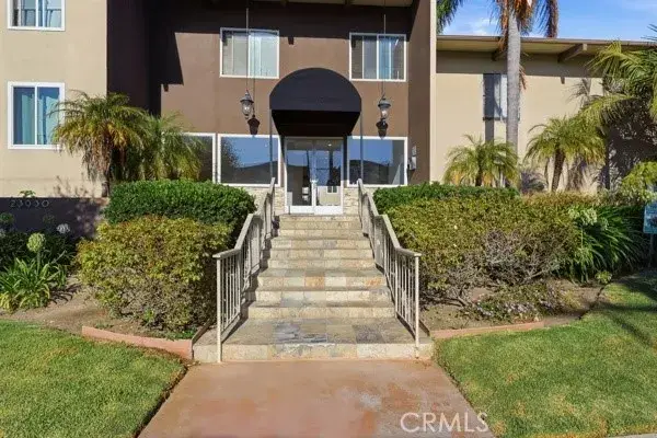 23930 Los Codona #206, Torrance, CA 90505