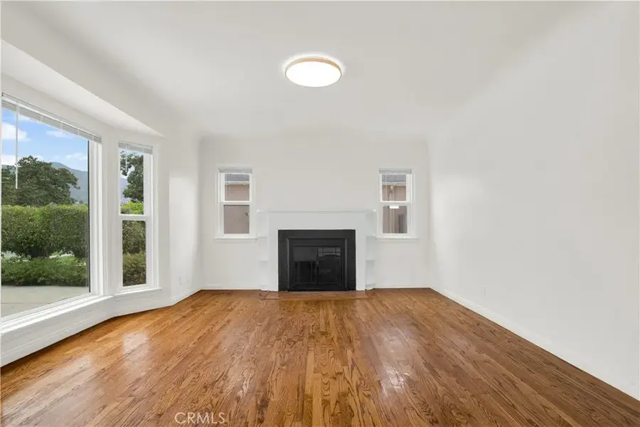 836 Grant, Glendale, CA 91202 - #3