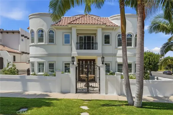 7220 W 80th, Los Angeles, CA 90045